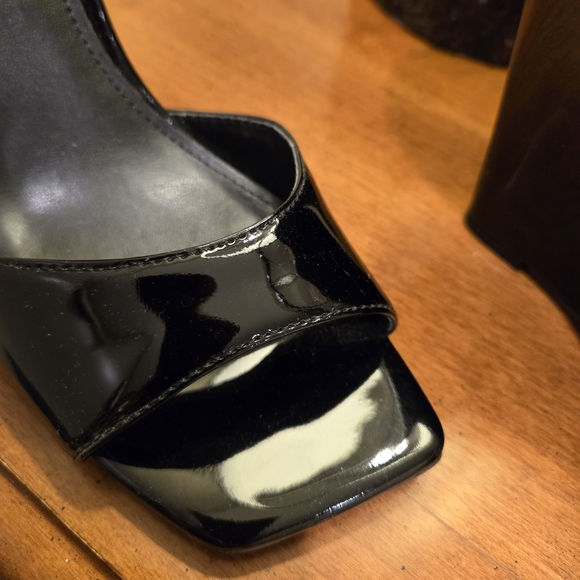 Nine West Glossy Black Wedge Heels - Picture 8 of 10